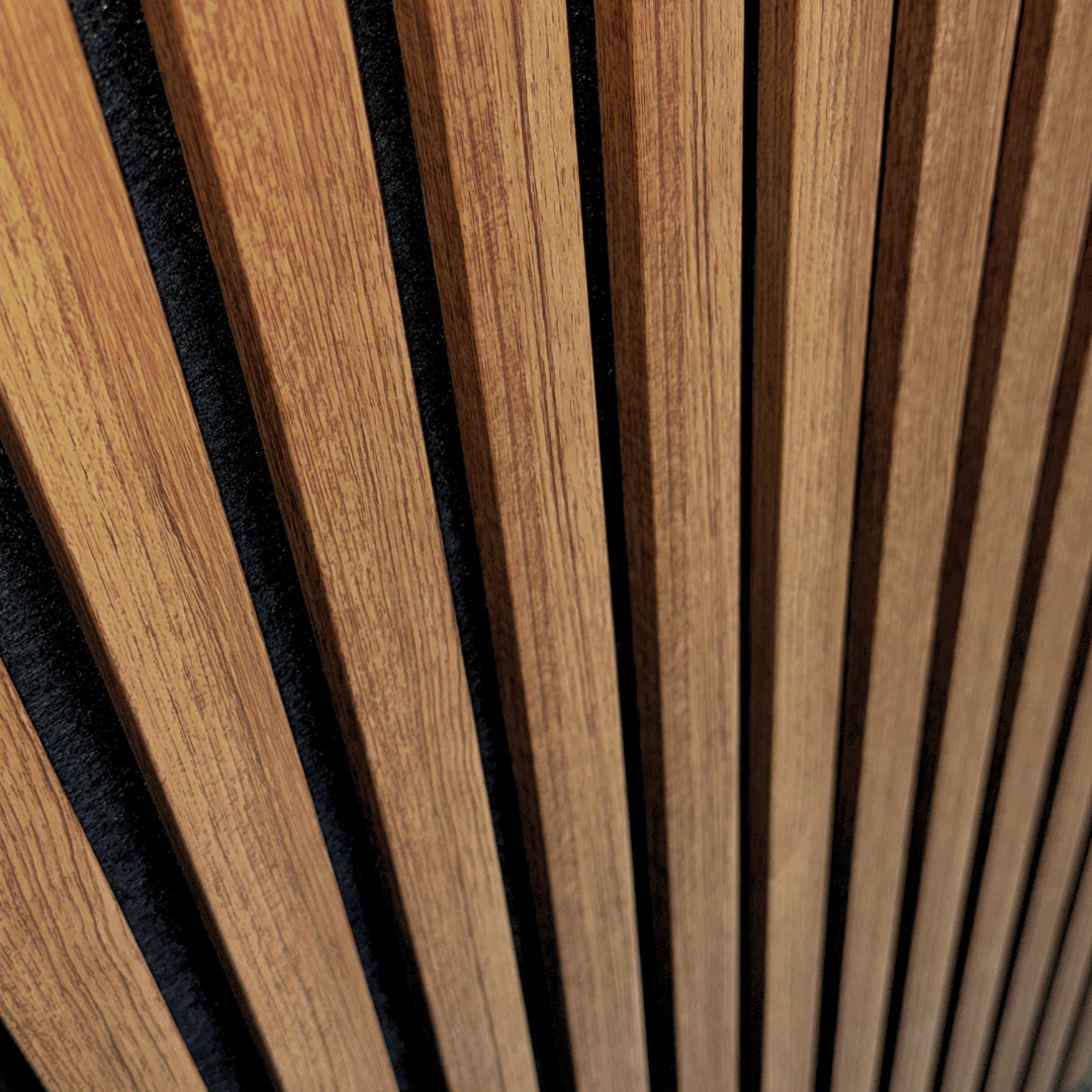 Teak akoestisch wandpaneel