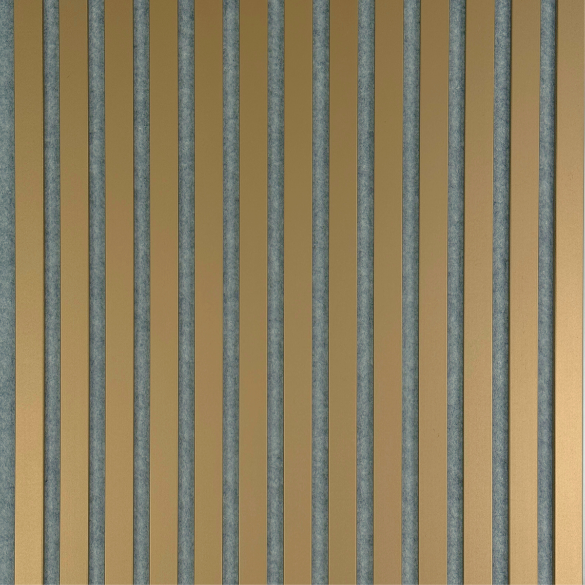 Panneau mural acoustique doré – feutre gris